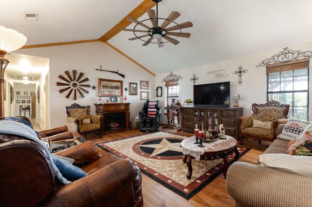 4773 Pure Country Lane, Aubrey, TX 76227