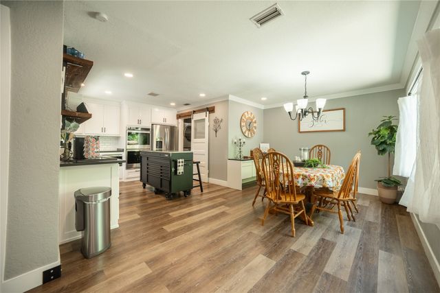 5620 Oak View Drive, Fort Worth, TX 76112