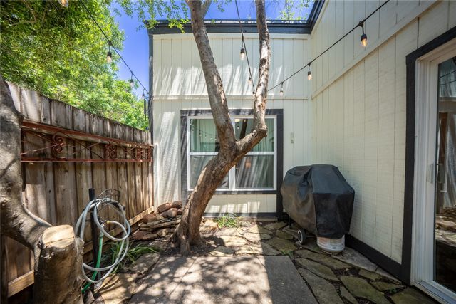 5620 Oak View Drive, Fort Worth, TX 76112
