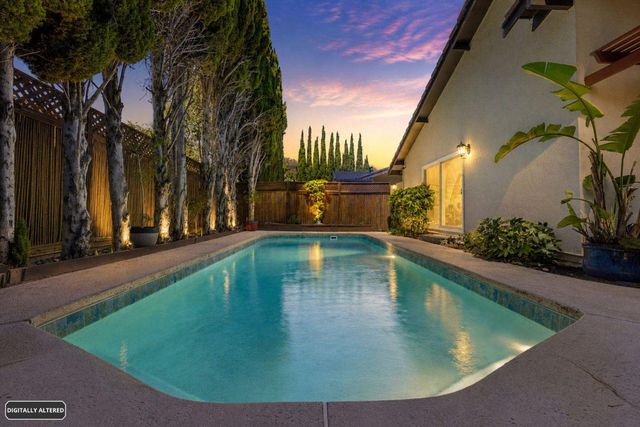 14 Viento Drive, Fremont, CA 94536