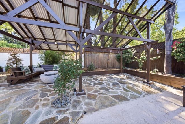 14 Viento Drive, Fremont, CA 94536