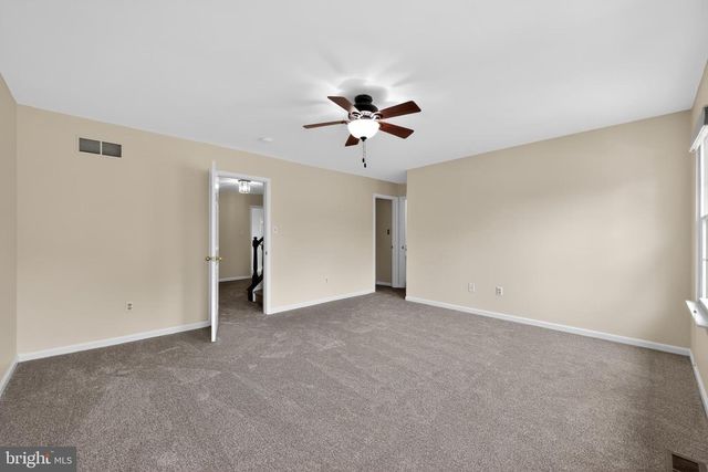 290 TULIP TREE CT, Blue Bell, PA 19422
