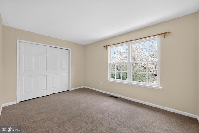 290 TULIP TREE CT, Blue Bell, PA 19422