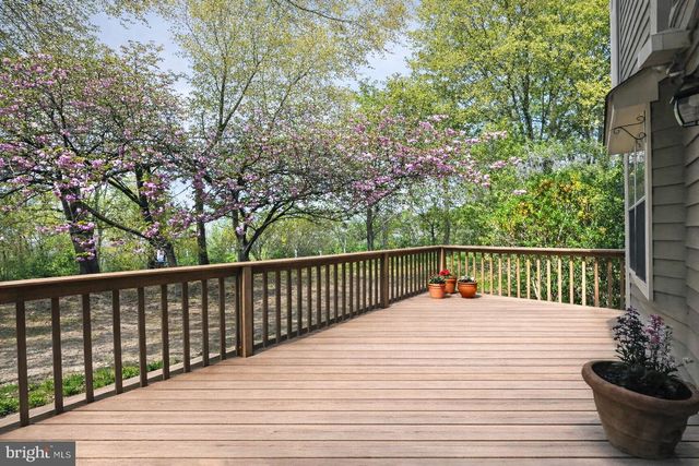 290 TULIP TREE CT, Blue Bell, PA 19422