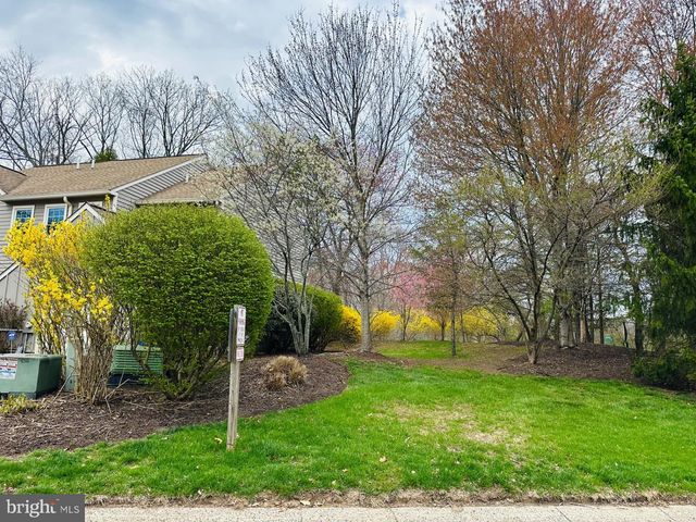 290 TULIP TREE CT, Blue Bell, PA 19422