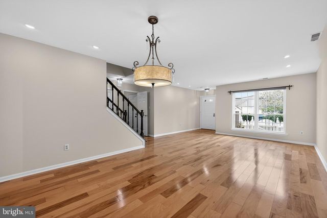 290 TULIP TREE CT, Blue Bell, PA 19422