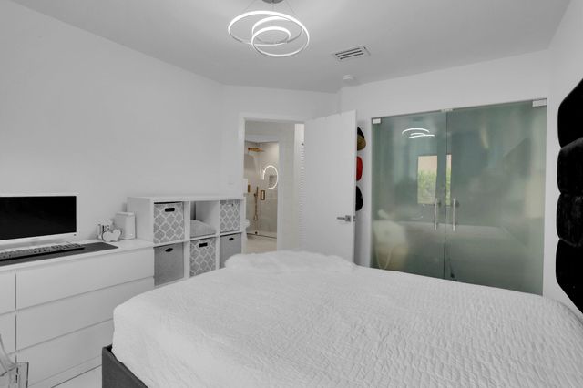 469 NW 38th Avenue, Deerfield Beach, FL 33442