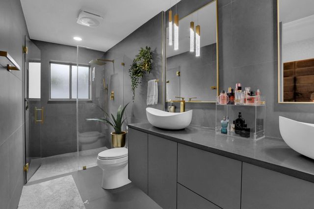 469 NW 38th Avenue, Deerfield Beach, FL 33442