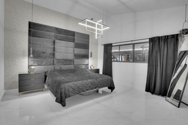 469 NW 38th Avenue, Deerfield Beach, FL 33442