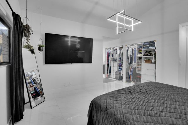 469 NW 38th Avenue, Deerfield Beach, FL 33442