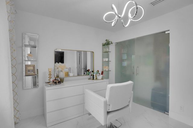 469 NW 38th Avenue, Deerfield Beach, FL 33442