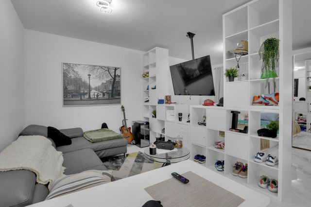 469 NW 38th Avenue, Deerfield Beach, FL 33442