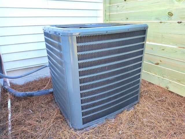 336 Brobston Street, Baxley, GA 31513