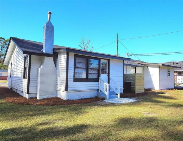 336 Brobston Street, Baxley, GA 31513