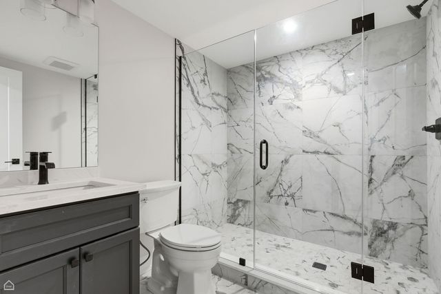 1220 Courtland Avenue, Park Ridge, IL 60068