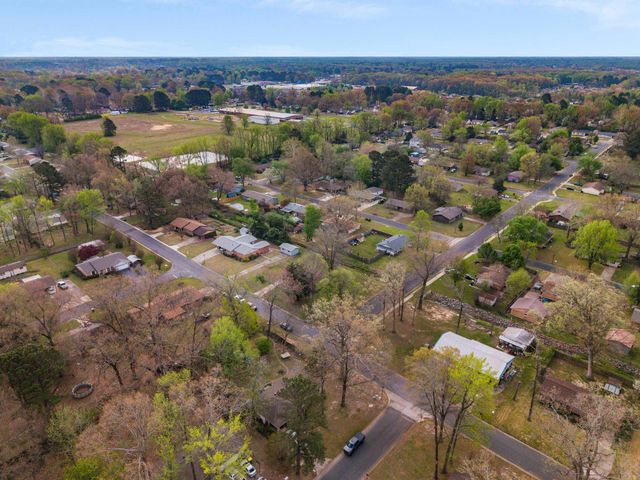 55 Oak Meadows Drive, Cabot, AR 72023