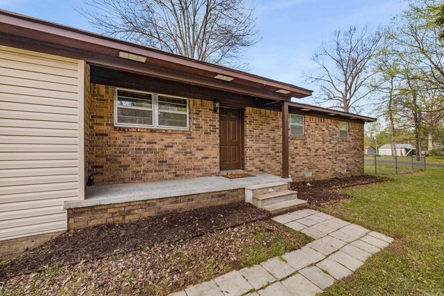 55 Oak Meadows Drive, Cabot, AR 72023