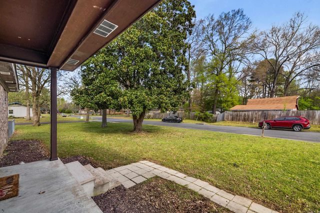 55 Oak Meadows Drive, Cabot, AR 72023