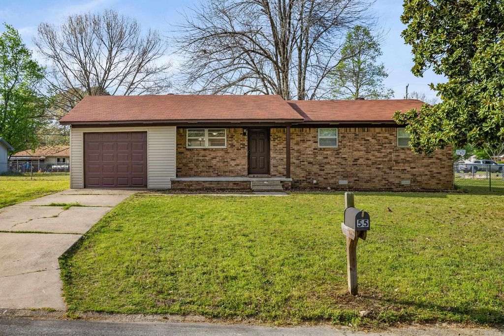 55 Oak Meadows Drive, Cabot, AR 72023