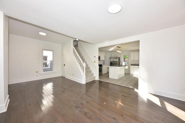 918 Cedar STREET, West Bend, WI 53095