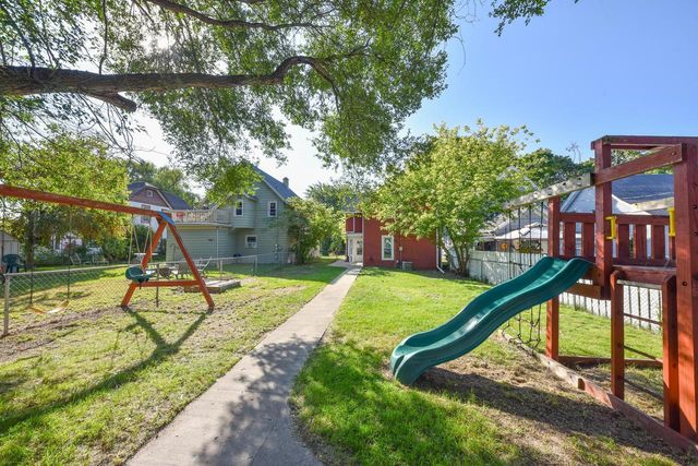 918 Cedar STREET, West Bend, WI 53095