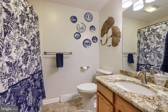 105 PLUMERIA PL, Lancaster, PA 17602