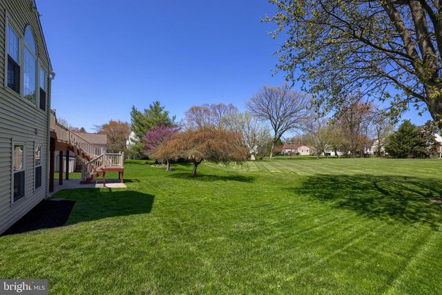 105 PLUMERIA PL, Lancaster, PA 17602