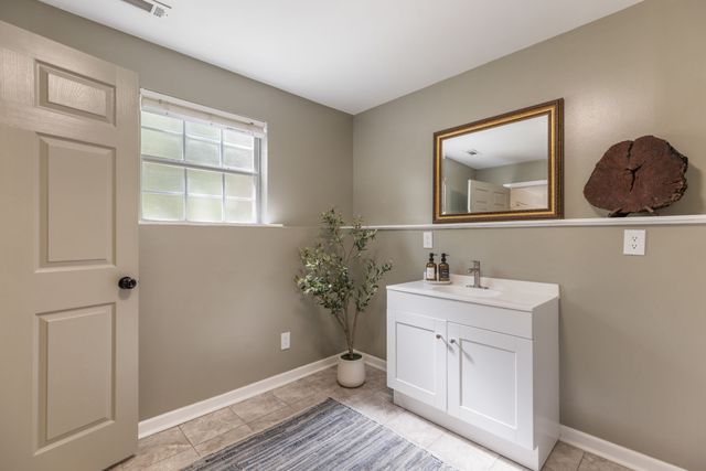 480 Huntington Ridge Dr, Nashville, TN 37211
