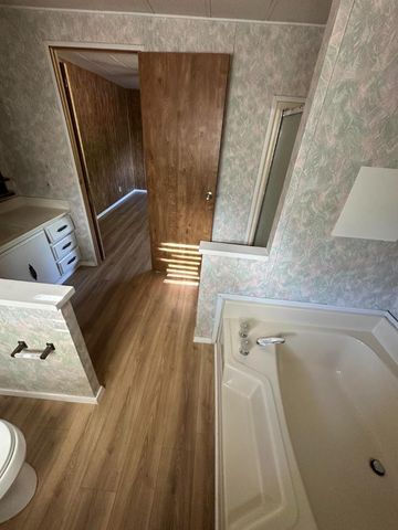 55 Lafferty Road, Lakeport, CA 95453