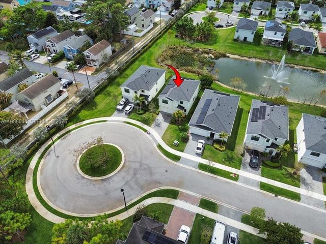 6018 Henderson Way, West Palm Beach, FL 33415