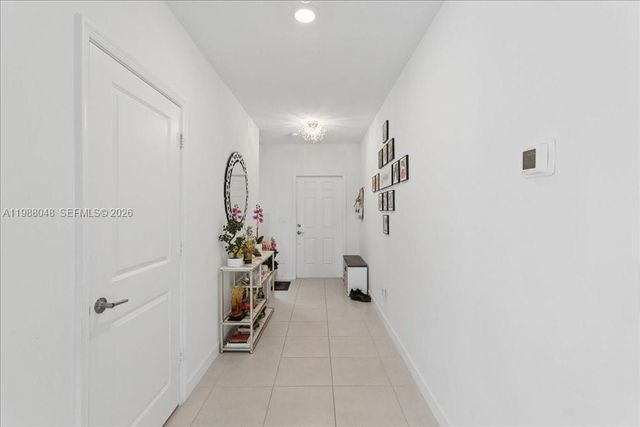 6018 Henderson Way, West Palm Beach, FL 33415