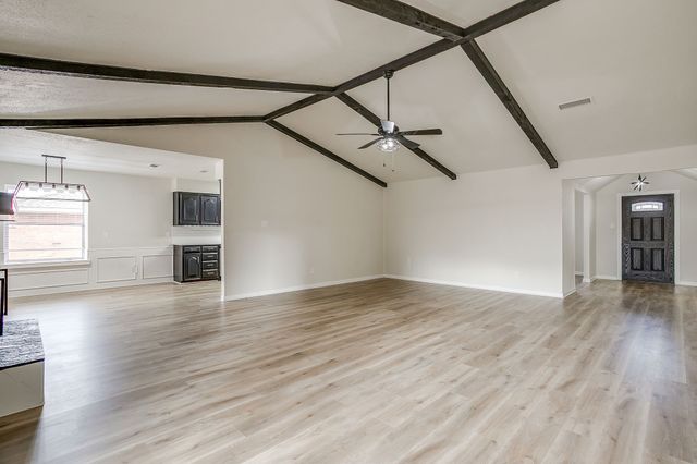 824 Sandpiper Drive, Denton, TX 76205