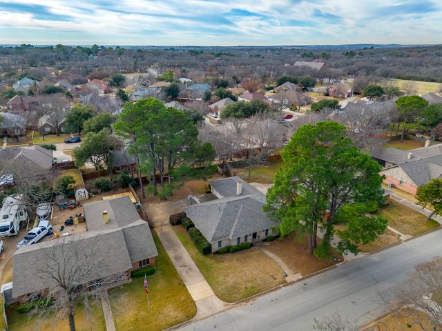 824 Sandpiper Drive, Denton, TX 76205