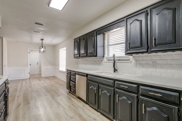 824 Sandpiper Drive, Denton, TX 76205