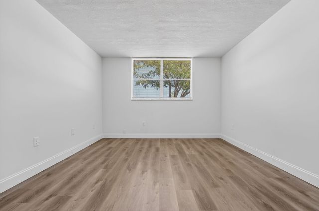 9081 Lime Bay Boulevard, Tamarac, FL 33321