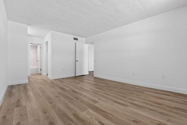 9081 Lime Bay Boulevard, Tamarac, FL 33321