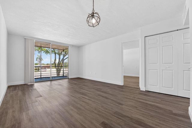 9081 Lime Bay Boulevard, Tamarac, FL 33321