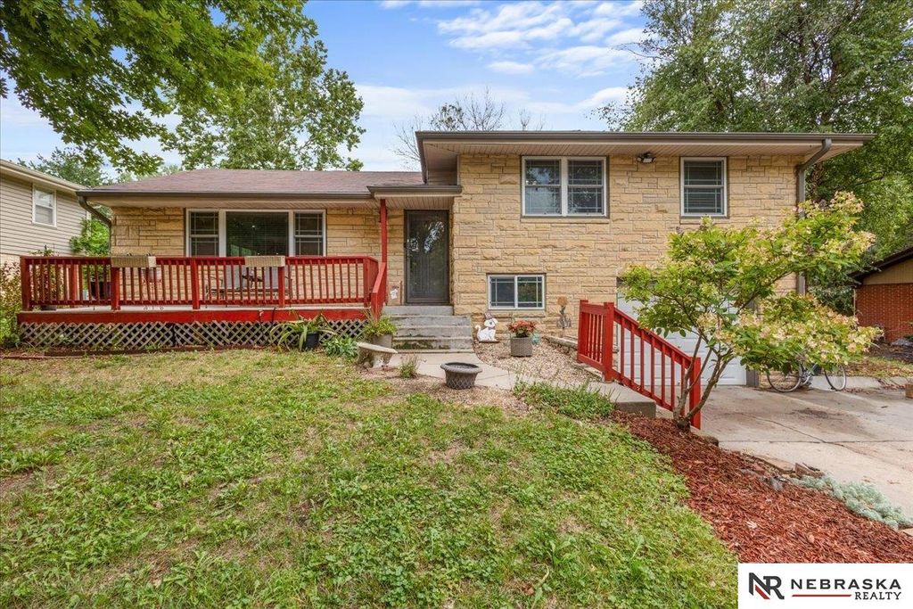 2531 Woods Boulevard, Lincoln, NE 68502