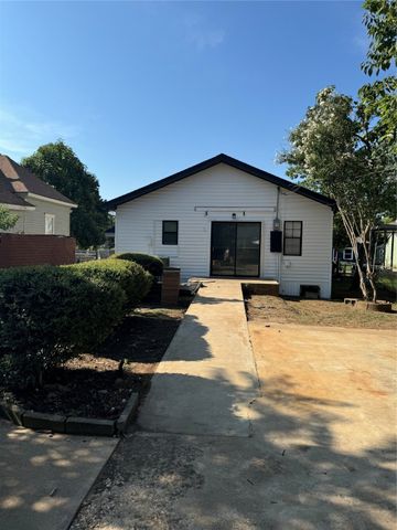 715 W Monterey Street, Denison, TX 75020