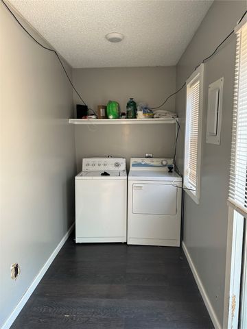 715 W Monterey Street, Denison, TX 75020