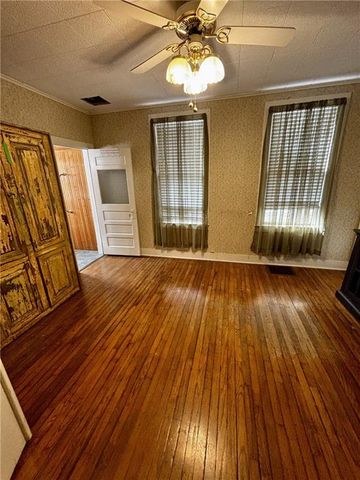 1123 W Main Street, Chanute, KS 66720