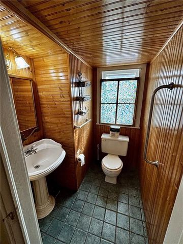 1123 W Main Street, Chanute, KS 66720