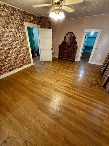 1123 W Main Street, Chanute, KS 66720