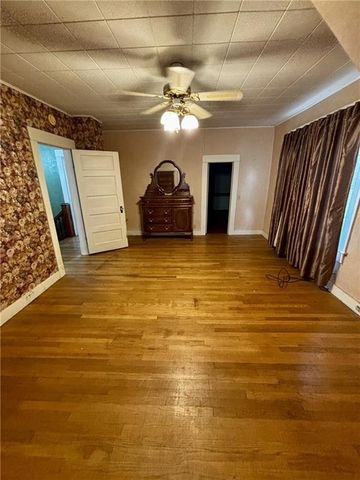 1123 W Main Street, Chanute, KS 66720