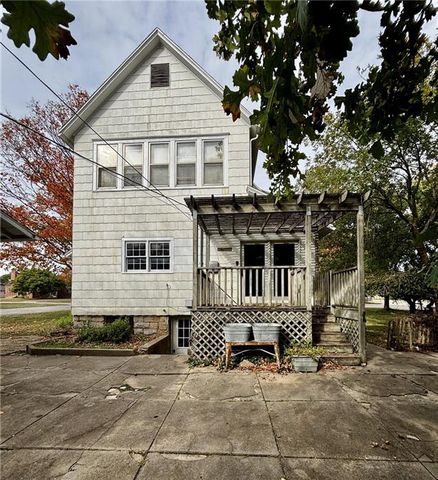 1123 W Main Street, Chanute, KS 66720