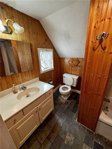 1123 W Main Street, Chanute, KS 66720