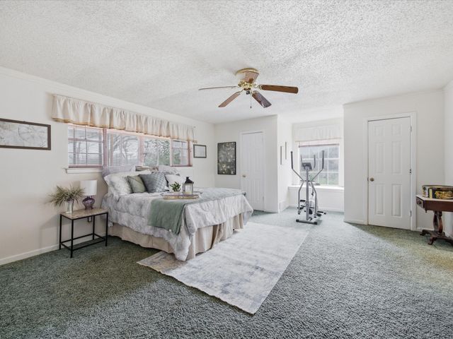 5 Chelsea Drive, Edgecliff Village, TX 76134