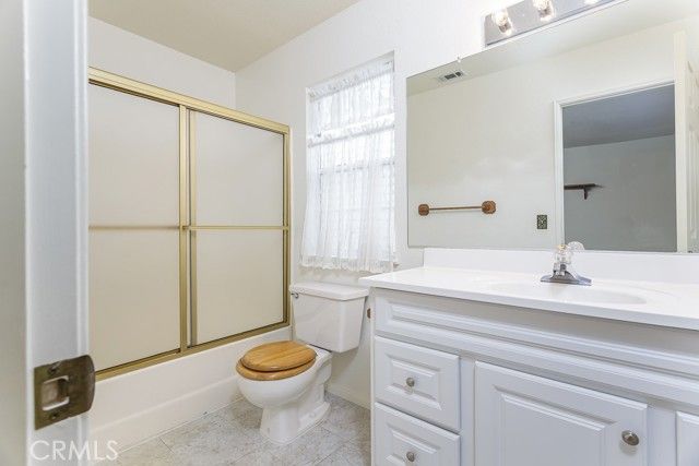 42427 61st Street, Lancaster, CA 93536