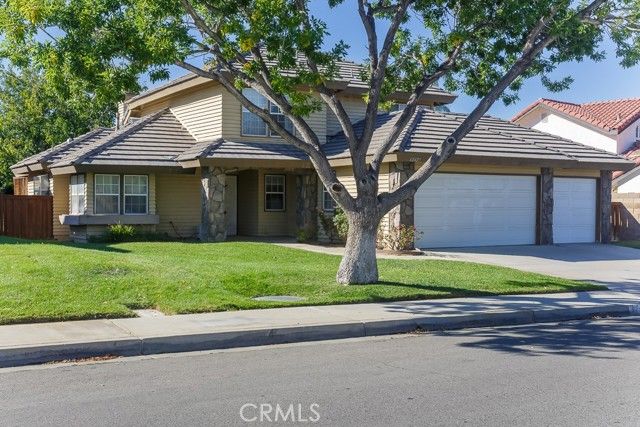 42427 61st Street, Lancaster, CA 93536