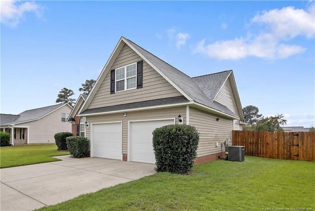 158 Chamberlin Road, Raeford, NC 28376